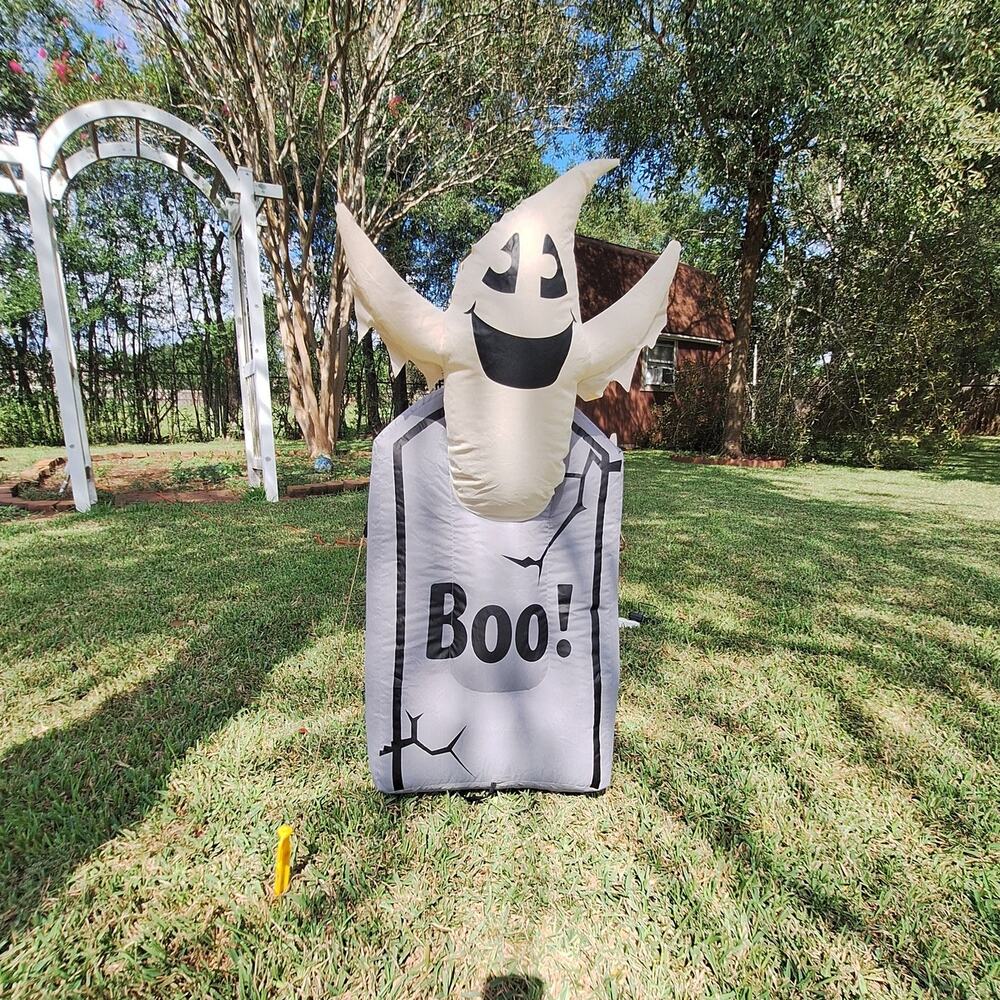 Gemmy 3.5 Ft Halloween Inflatable Ghost Tombstone Boo Lighted Yard Decor